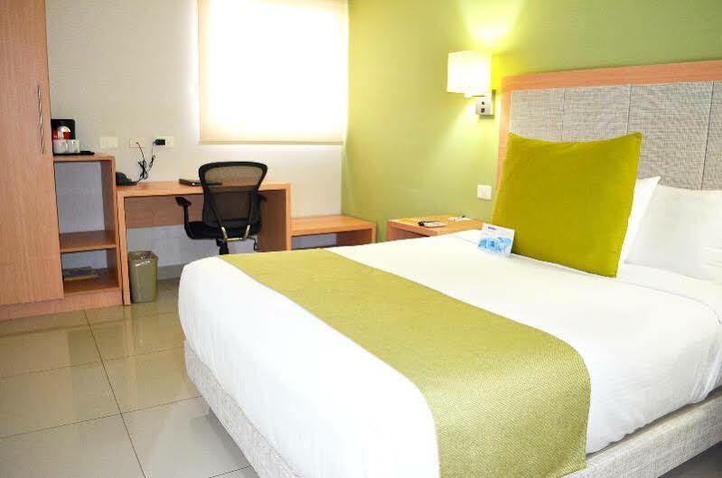 Sleep Inn 3*